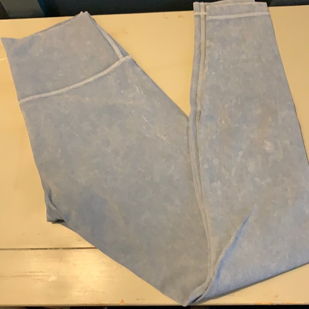 VEUC lululemon 7/8s pants